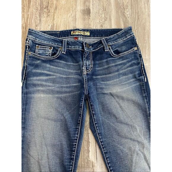 BKE Tenley Bootcut Jeans Ankle Crop Mid Rise Women’s Sz 29 - Picture 2 of 9